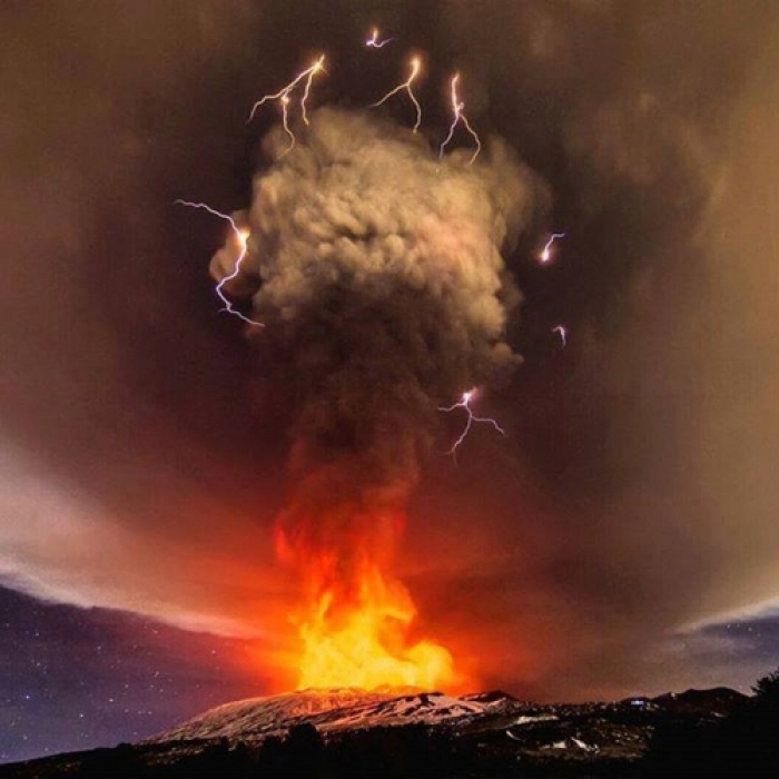 Eruzione Etna - Dicembre 2015.jpg