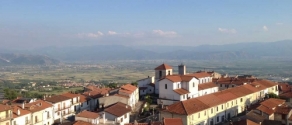 Aielli_panorama_sul_Fucino.jpg