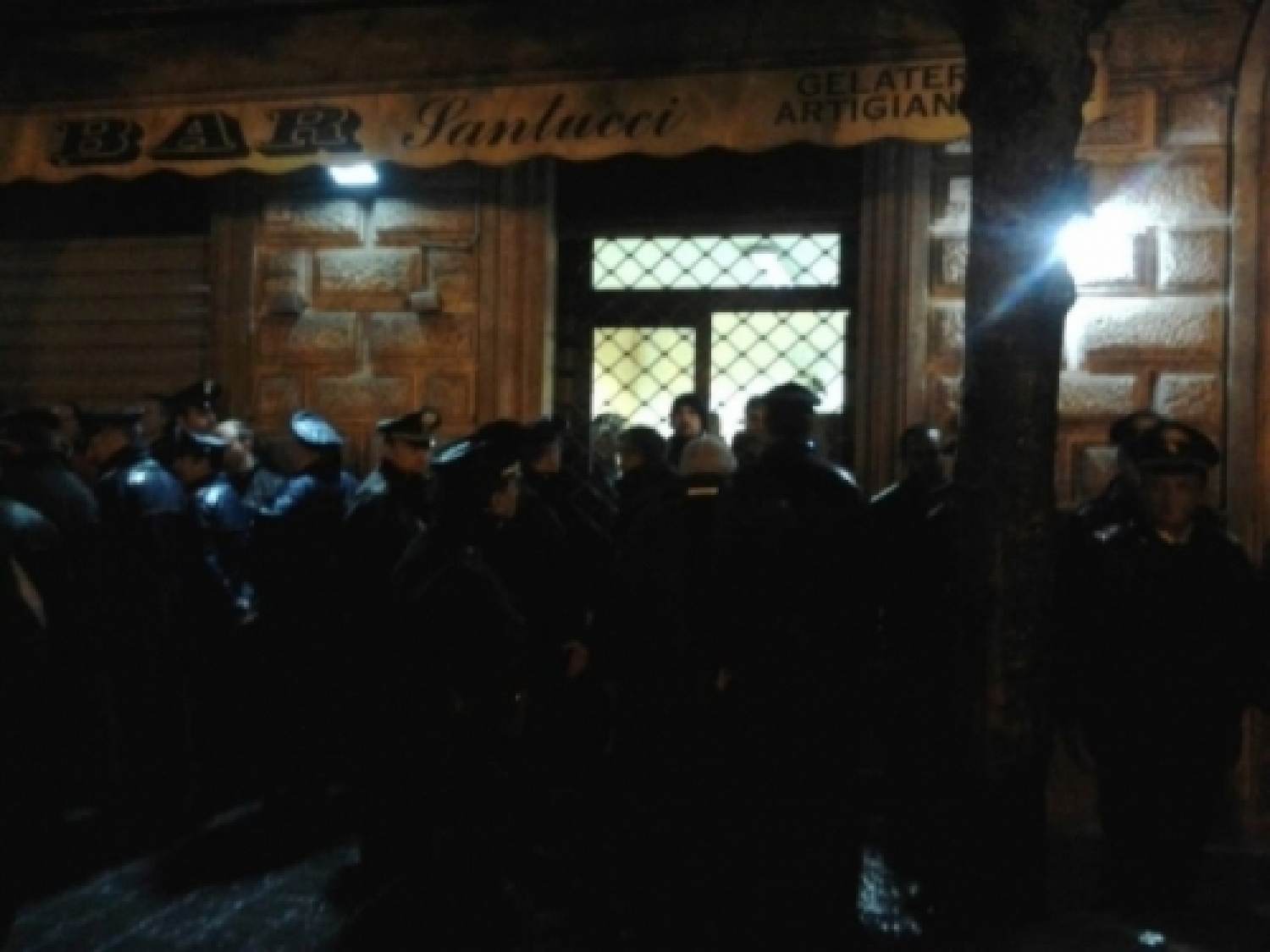 carabinieri bar.jpg