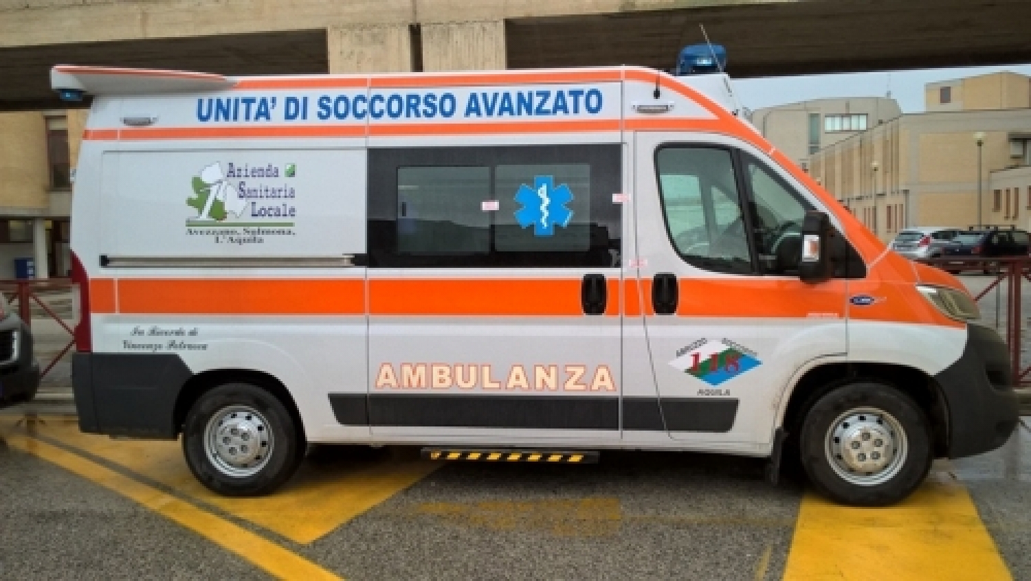 una delle ambulanze.jpg