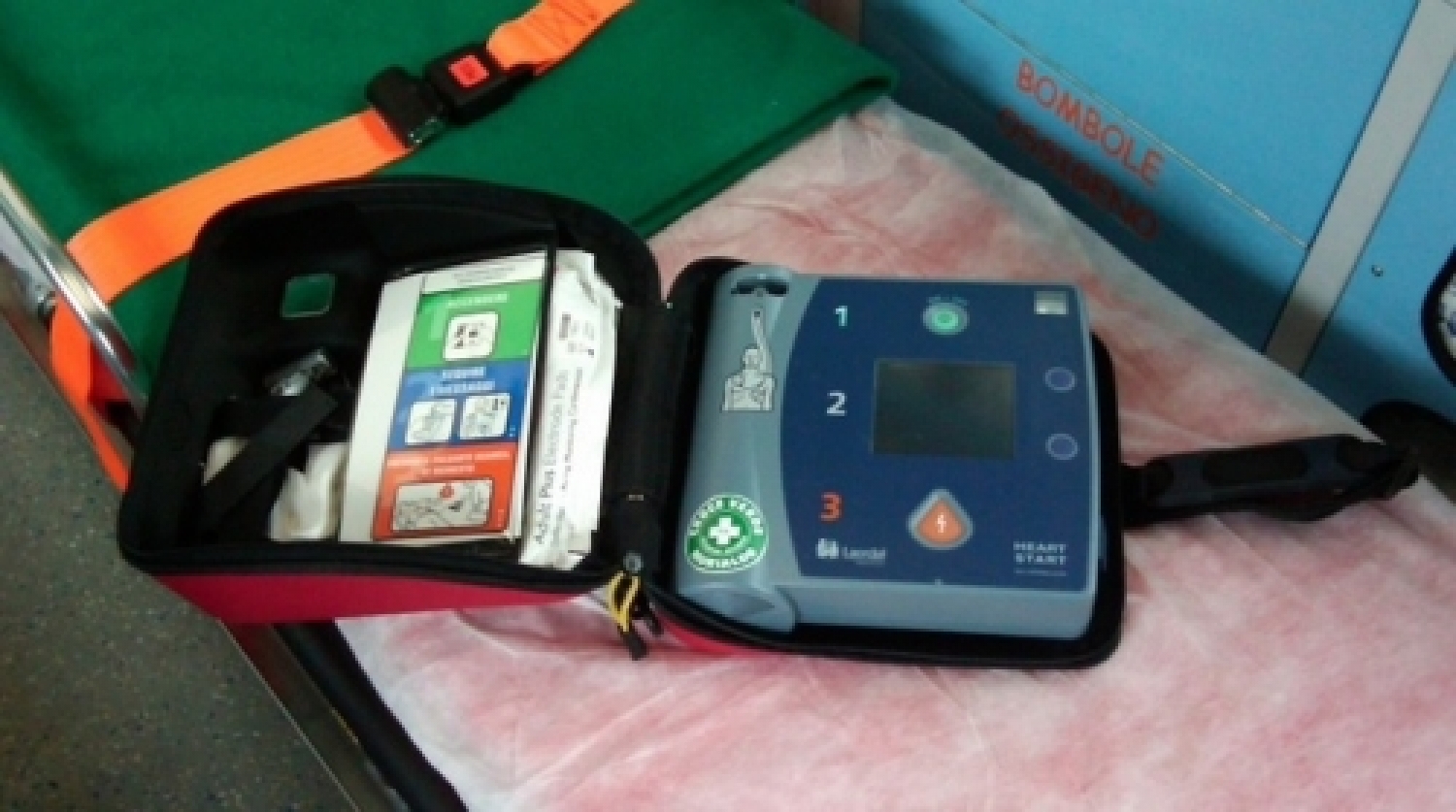 defibrillatore.jpg