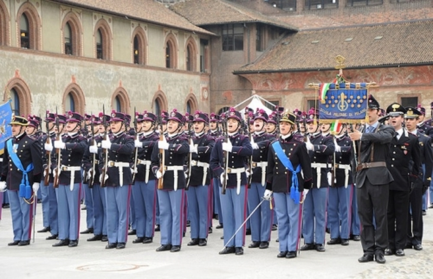 scuola militare.jpg